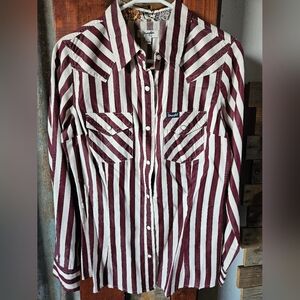 Womens Wrangler Button up